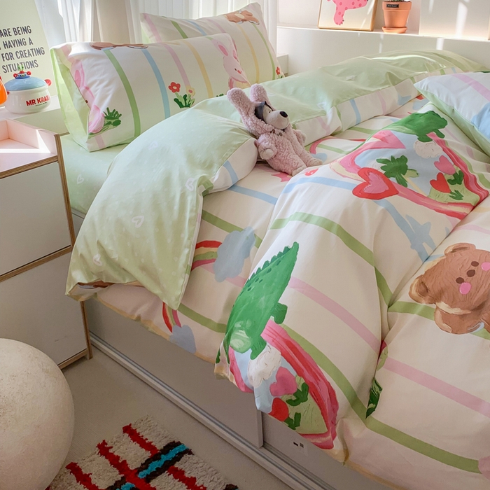 91家纺网 家纺一手货源 找家纺 爱丽丝2025新款全棉卡通印花四件套 开心农场