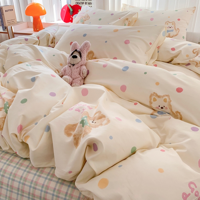 91家纺网 家纺一手货源 找家纺 爱丽丝2025新款全棉卡通印花四件套 奶油小熊