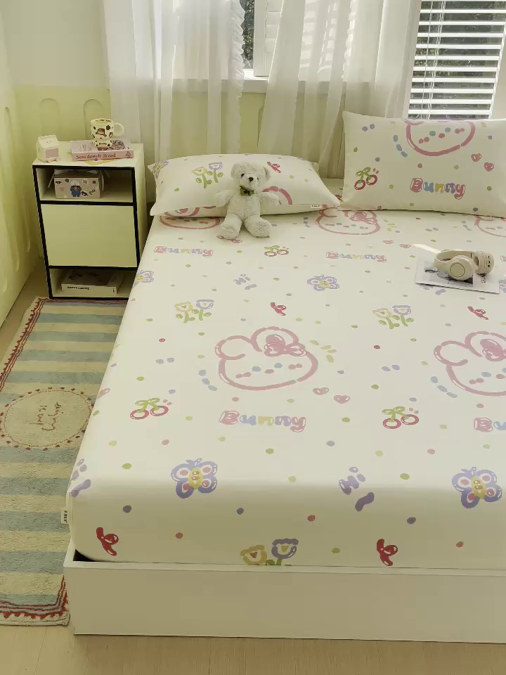 91家纺网 家纺一手货源 找家纺 金鑫汇家纺 2025新款A类全棉老粗布床单床笠 老粗布·奇趣小兔