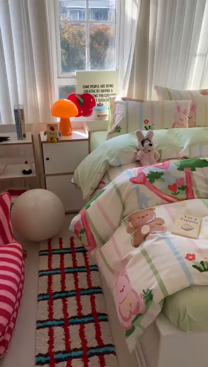 91家纺网 家纺一手货源 找家纺 爱丽丝2025新款全棉卡通印花四件套 开心农场