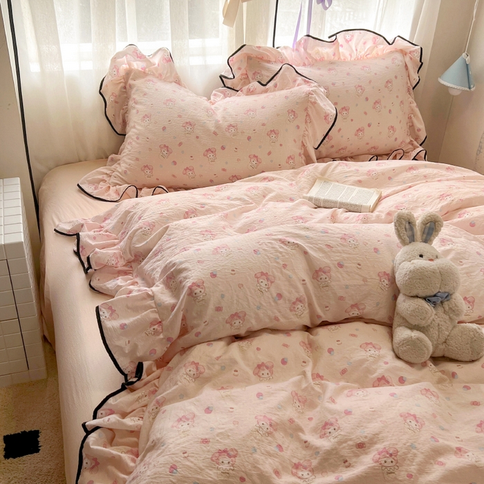 91家纺网 家纺一手货源 找家纺 繁花家居 2025春夏新款学生季韩式云感针织棉大花边木耳边四件套 粉色美蒂