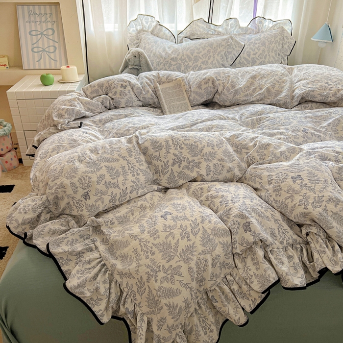 91家纺网 家纺一手货源 找家纺 繁花家居 2025春夏新款学生季韩式云感针织棉大花边木耳边四件套 花枝蝶影