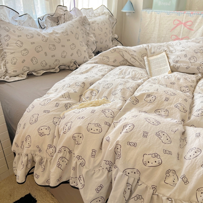 91家纺网 家纺一手货源 找家纺 繁花家居 2025春夏新款学生季韩式云感针织棉大花边木耳边四件套 简笔猫咪