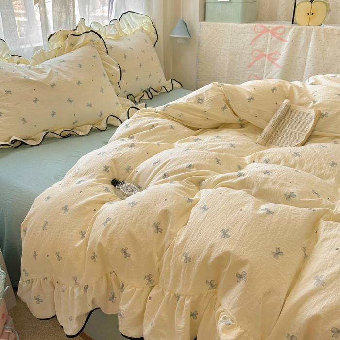 91家纺网 家纺一手货源 找家纺 繁花家居 2025春夏新款学生季韩式云感针织棉大花边木耳边四件套 少女心结 蓝