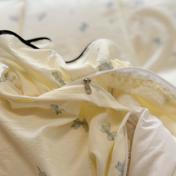 91家纺网 家纺一手货源 找家纺 繁花家居 2025春夏新款学生季韩式云感针织棉大花边木耳边四件套 少女心结 蓝