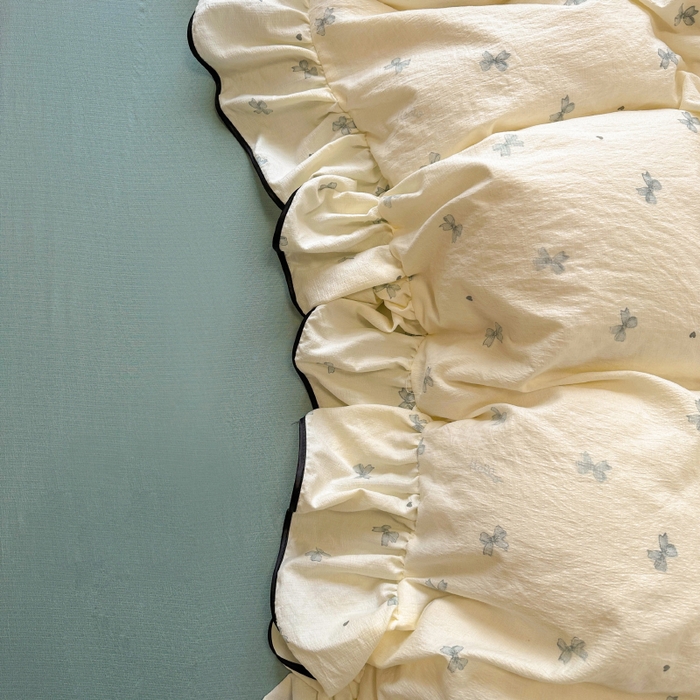 91家纺网 家纺一手货源 找家纺 繁花家居 2025春夏新款学生季韩式云感针织棉大花边木耳边四件套 少女心结 蓝