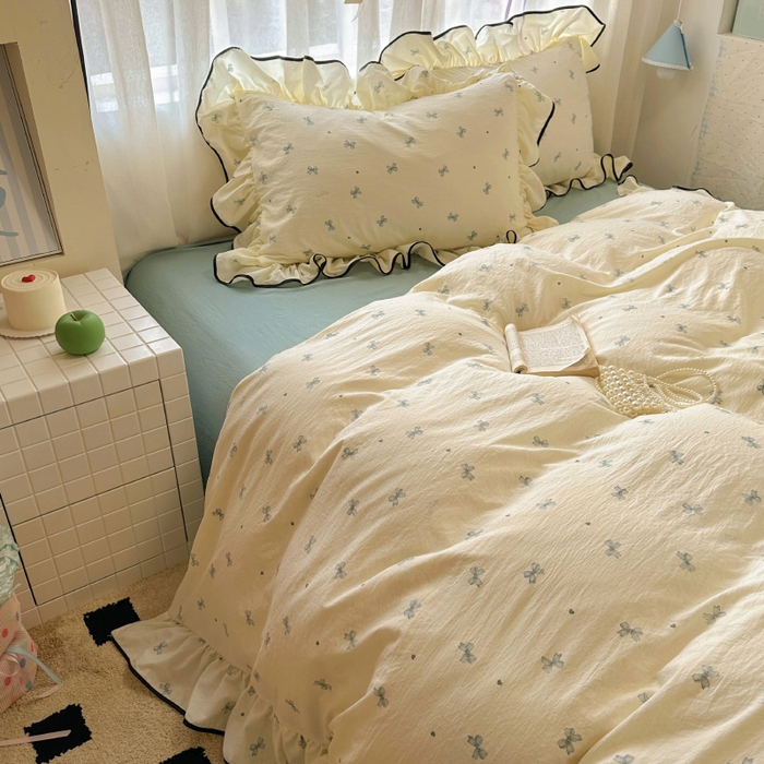 91家纺网 家纺一手货源 找家纺 繁花家居 2025春夏新款学生季韩式云感针织棉大花边木耳边四件套 少女心结 蓝