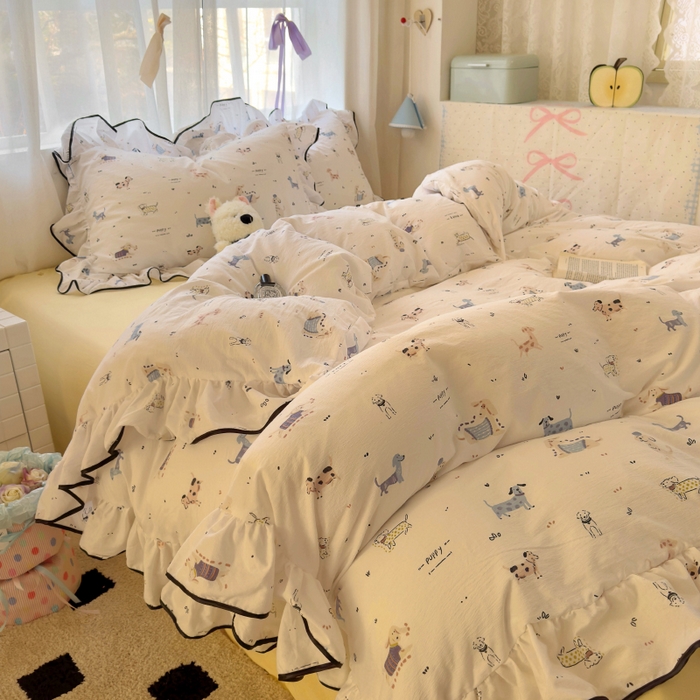 91家纺网 家纺一手货源 找家纺 繁花家居 2025春夏新款学生季韩式云感针织棉大花边木耳边四件套 汪汪乐园