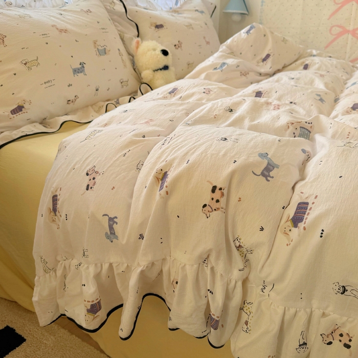 91家纺网 家纺一手货源 找家纺 繁花家居 2025春夏新款学生季韩式云感针织棉大花边木耳边四件套 汪汪乐园