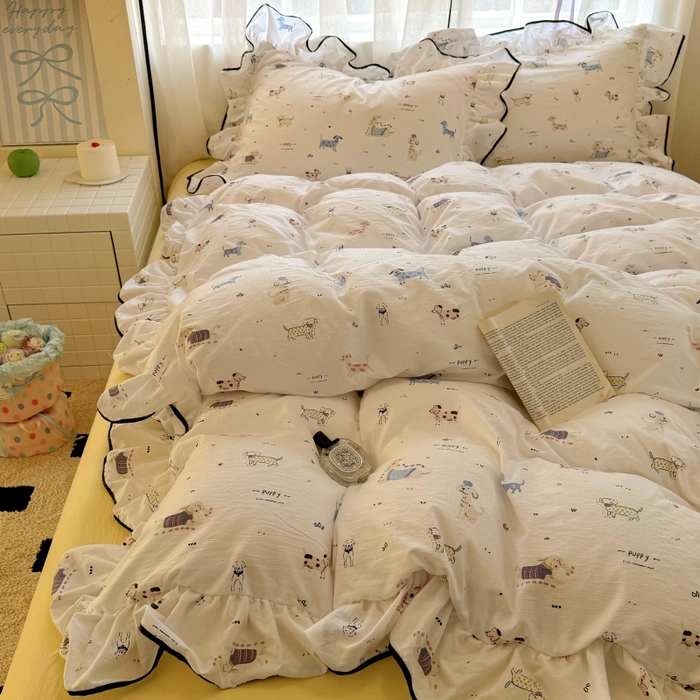 91家纺网 家纺一手货源 找家纺 繁花家居 2025春夏新款学生季韩式云感针织棉大花边木耳边四件套 汪汪乐园