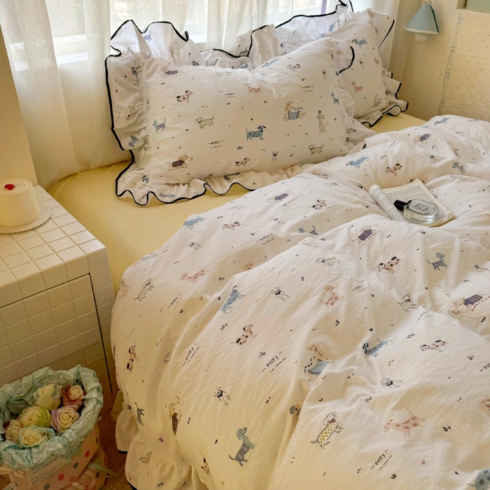 91家纺网 家纺一手货源 找家纺 繁花家居 2025春夏新款学生季韩式云感针织棉大花边木耳边四件套 汪汪乐园