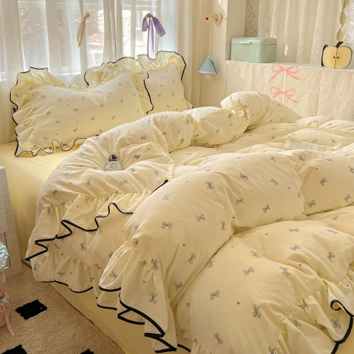 91家纺网 家纺一手货源 找家纺 繁花家居 2025春夏新款学生季韩式云感针织棉大花边木耳边四件套 芝士少女心结