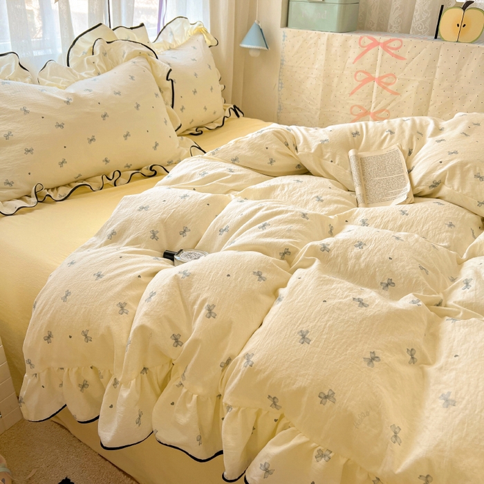 91家纺网 家纺一手货源 找家纺 繁花家居 2025春夏新款学生季韩式云感针织棉大花边木耳边四件套 芝士少女心结