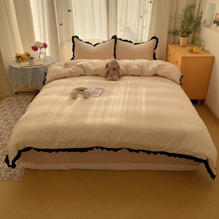 91家纺网 家纺一手货源 找家纺 繁花家居 2025春夏新款学生季韩式云感针织棉大花边木耳边四件套 加州甜心