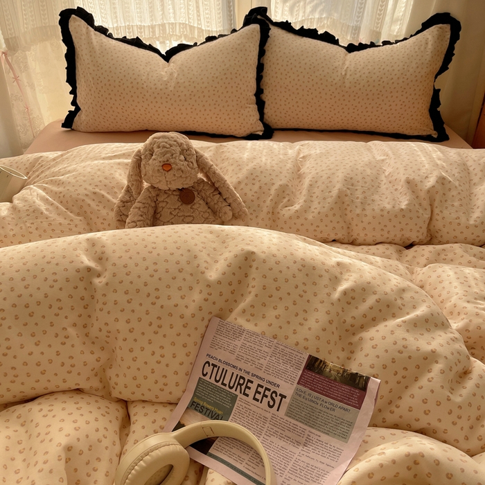 91家纺网 家纺一手货源 找家纺 繁花家居 2025春夏新款学生季韩式云感针织棉大花边木耳边四件套 加州甜心