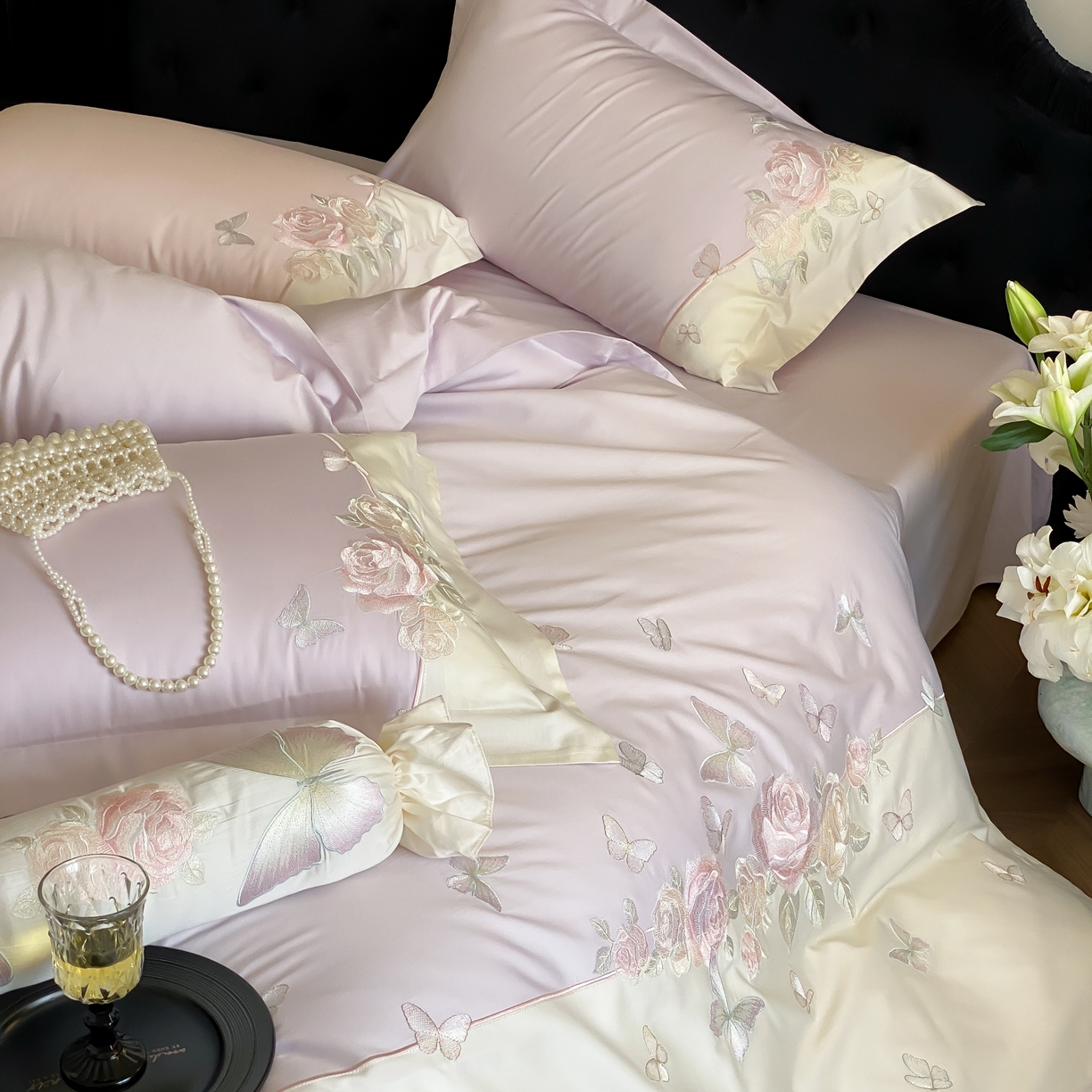 91家纺网 家纺一手货源 找家纺 佳汐蓝家纺 2025春夏新款贡缎长绒棉蝶梦花缘四件套 蝶梦花缘·紫