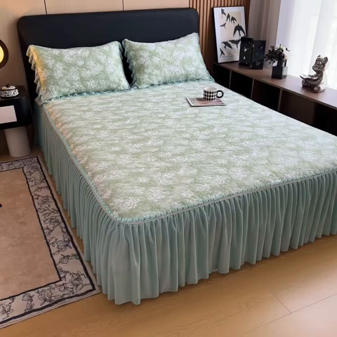 91家纺网 家纺一手货源 找家纺 情煊家纺 2025新款PE高分子凉感丝凉席-床裙款 床裙款-玫瑰-绿色