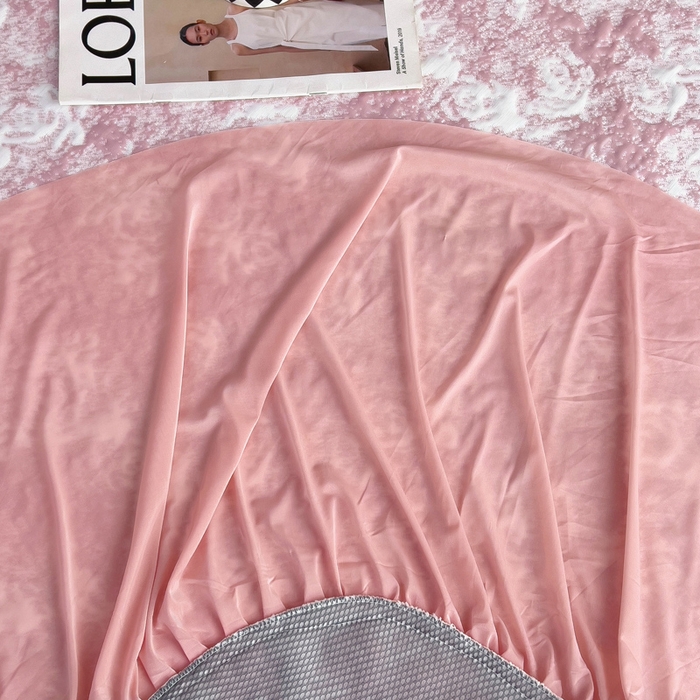 91家纺网 家纺一手货源 找家纺 情煊家纺 2025新款PE高分子凉感丝凉席-床裙款 床裙款-玫瑰-粉色