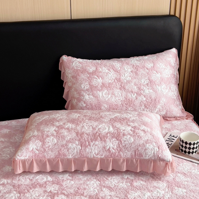 91家纺网 家纺一手货源 找家纺 情煊家纺 2025新款PE高分子凉感丝凉席-床裙款 床裙款-玫瑰-粉色