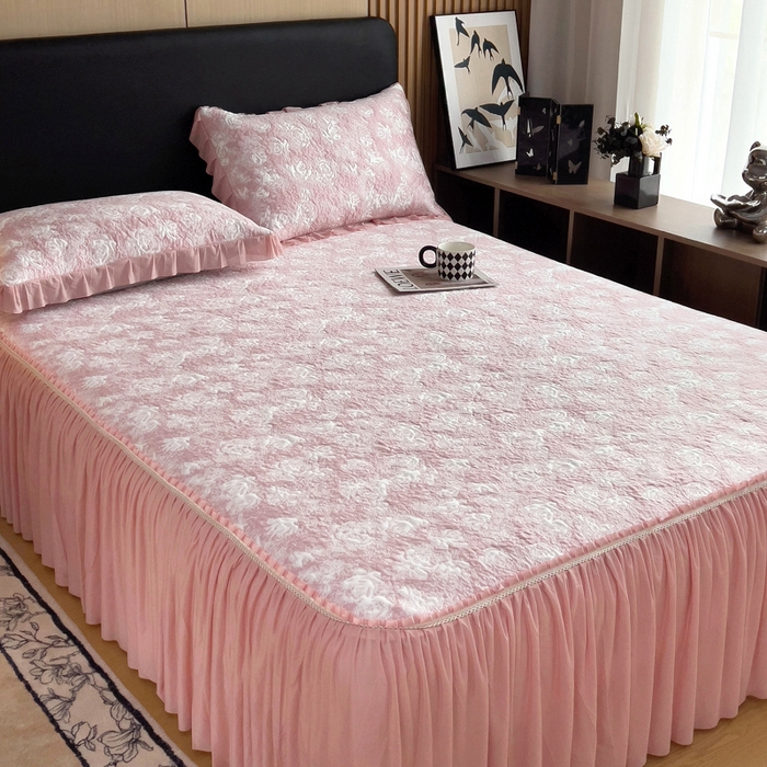 91家纺网 家纺一手货源 找家纺 情煊家纺 2025新款PE高分子凉感丝凉席-床裙款 床裙款-玫瑰-粉色