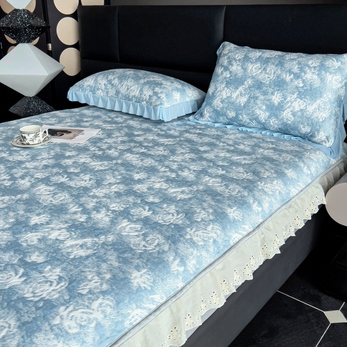 91家纺网 家纺一手货源 找家纺 （总）情煊家纺 2025新款PE高分子凉感丝凉席-花边款