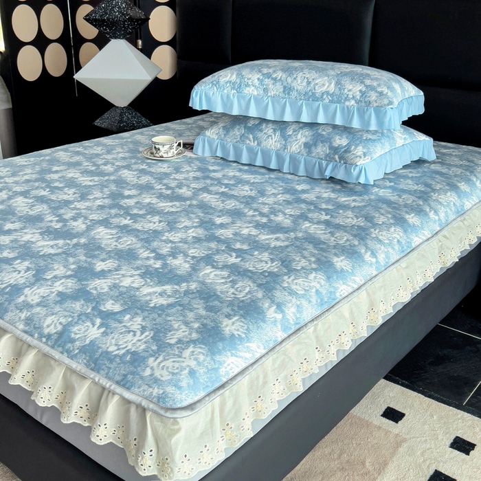 91家纺网 家纺一手货源 找家纺 （总）情煊家纺 2025新款PE高分子凉感丝凉席-花边款