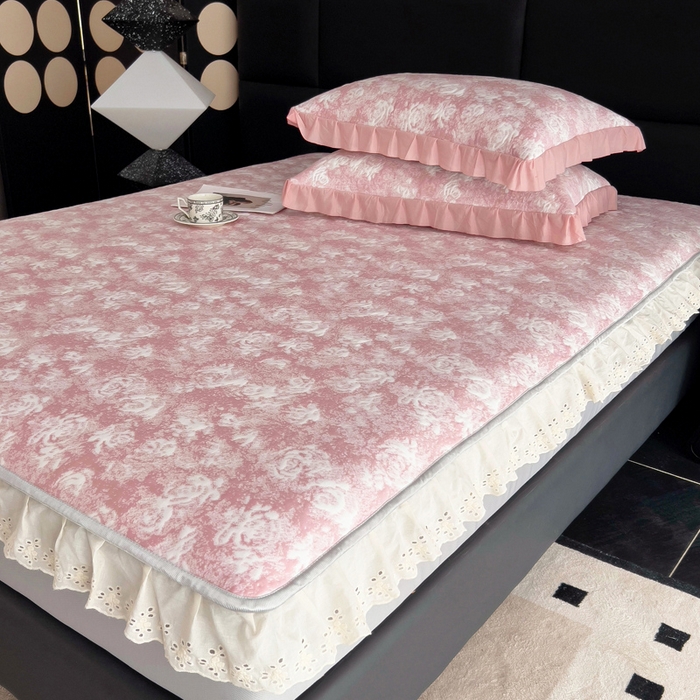 91家纺网 家纺一手货源 找家纺 情煊家纺 2025新款PE高分子凉感丝凉席-花边款 花边款-玫瑰-粉色