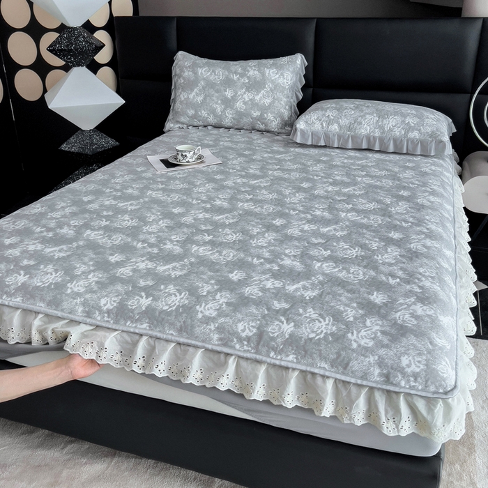 91家纺网 家纺一手货源 找家纺 情煊家纺 2025新款PE高分子凉感丝凉席-花边款 花边款-玫瑰-灰色