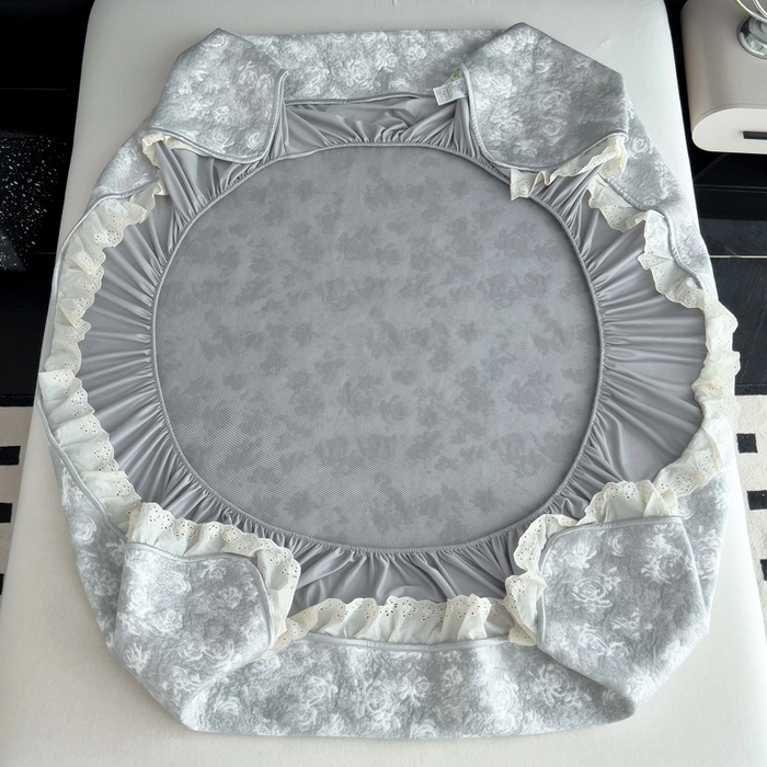 91家纺网 家纺一手货源 找家纺 情煊家纺 2025新款PE高分子凉感丝凉席-花边款 花边款-玫瑰-灰色