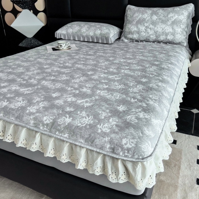 91家纺网 家纺一手货源 找家纺 情煊家纺 2025新款PE高分子凉感丝凉席-花边款 花边款-玫瑰-灰色