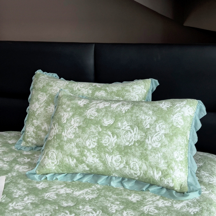 91家纺网 家纺一手货源 找家纺 情煊家纺 2025新款PE高分子凉感丝凉席-花边款 花边款-玫瑰-绿色