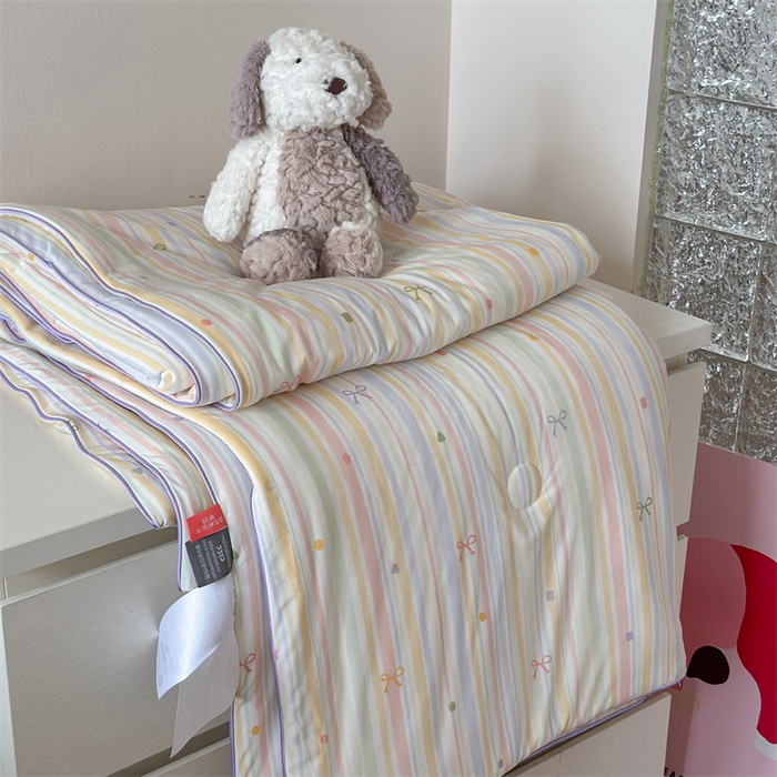 91家纺网 家纺一手货源 找家纺 暖生活 2025新款冰激淋凉感丝夏被系列