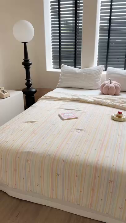 91家纺网 家纺一手货源 找家纺 暖生活 2025新款冰激淋凉感丝夏被系列