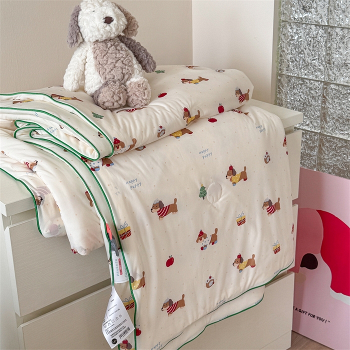 91家纺网 家纺一手货源 找家纺 暖生活 2025新款冰激淋凉感丝夏被系列