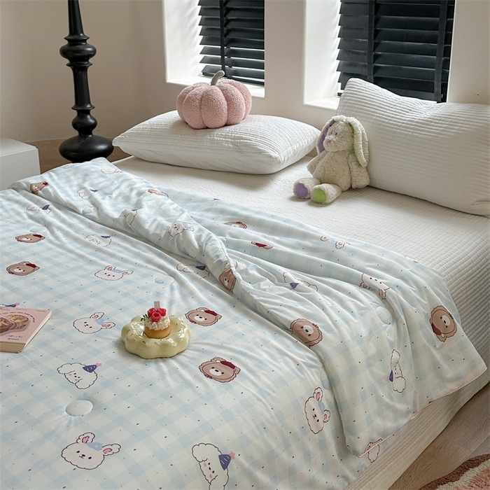 91家纺网 家纺一手货源 找家纺 暖生活 2025新款冰激淋凉感丝夏被系列