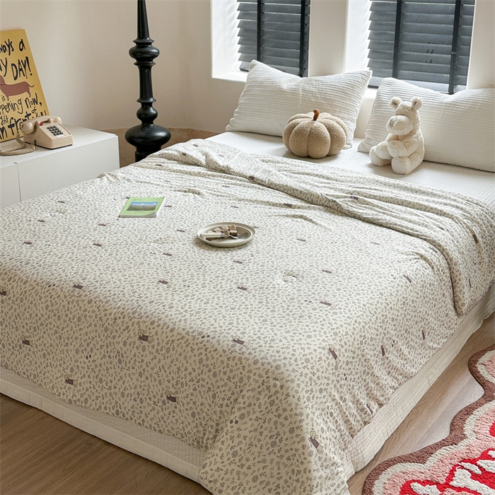 91家纺网 家纺一手货源 找家纺 暖生活 2025新款冰激淋凉感丝夏被系列