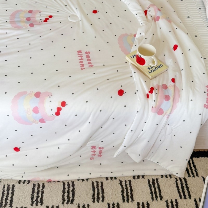 91家纺网 家纺一手货源 找家纺 顾里家纺 2025新款韩系少女凉感冰皮夏被夏凉被空调被 波点粉猫