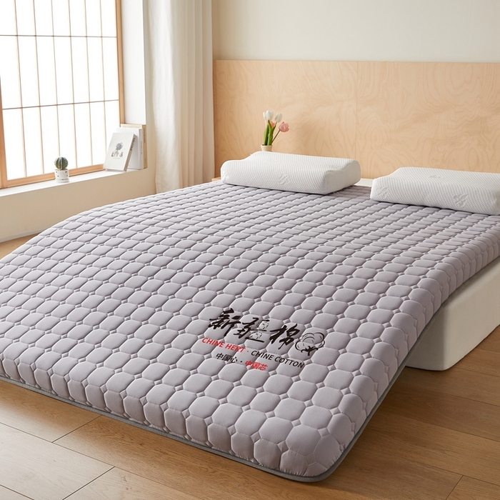 91家纺网 家纺一手货源 找家纺 鹿辉家居（原吉欧力） 2025新款亲肤棉新疆棉花床垫-大床 新疆棉灰