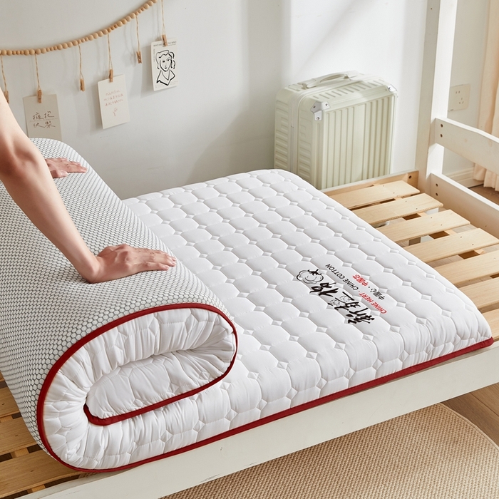 91家纺网 家纺一手货源 找家纺 鹿辉家居（原吉欧力） 2025新款亲肤棉新疆棉花床垫-小床 新疆棉红