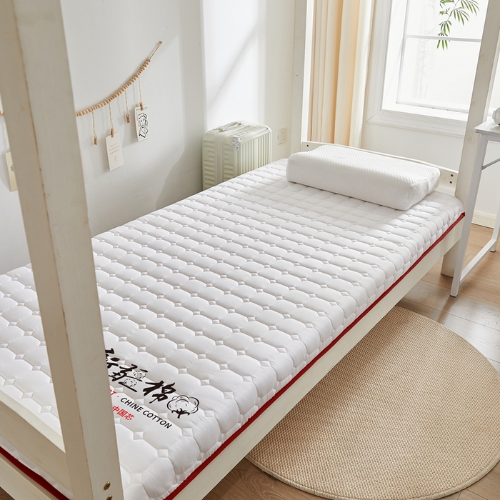 91家纺网 家纺一手货源 找家纺 鹿辉家居（原吉欧力） 2025新款亲肤棉新疆棉花床垫-小床 新疆棉红