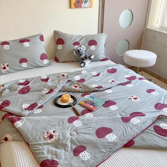 91家纺网 家纺一手货源 找家纺 暖生活 2025新款冰激淋凉感丝夏被系列