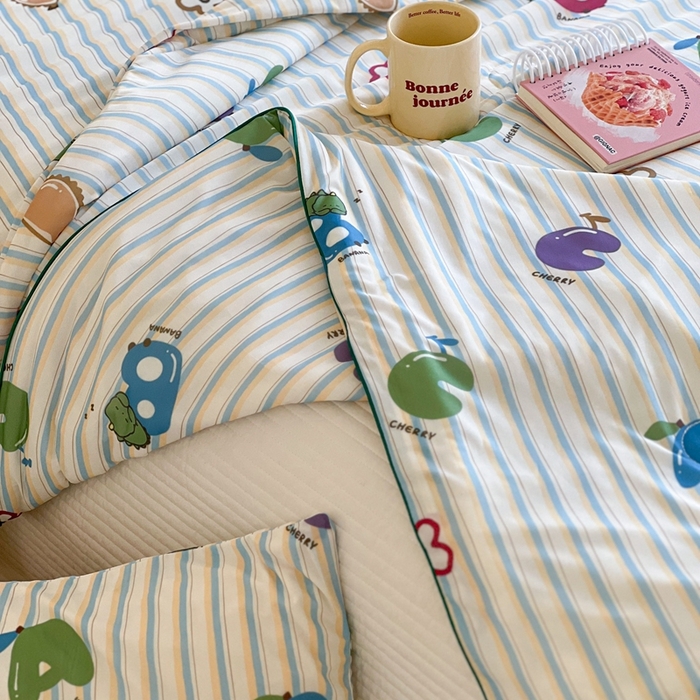 91家纺网 家纺一手货源 找家纺 暖生活 2025新款冰激淋凉感丝夏被系列