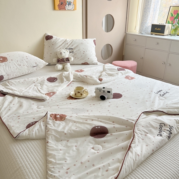 91家纺网 家纺一手货源 找家纺 暖生活 2025新款冰激淋凉感丝夏被系列