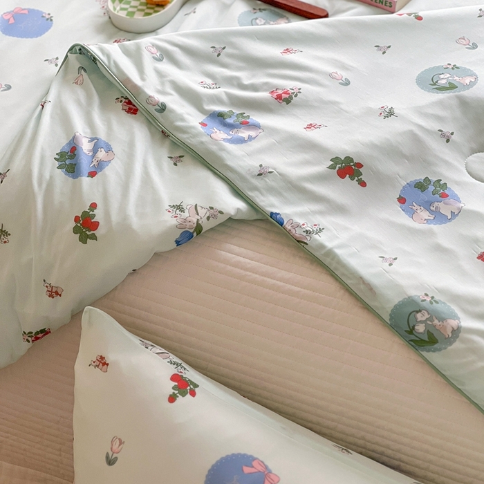 91家纺网 家纺一手货源 找家纺 暖生活 2025新款冰激淋凉感丝夏被系列