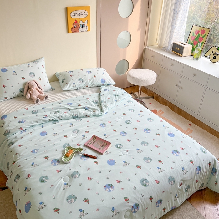 91家纺网 家纺一手货源 找家纺 暖生活 2025新款冰激淋凉感丝夏被系列