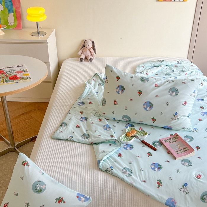 91家纺网 家纺一手货源 找家纺 暖生活 2025新款冰激淋凉感丝夏被系列