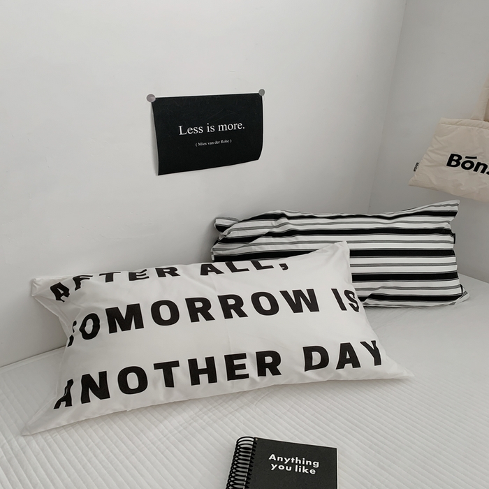 91家纺网 家纺一手货源 找家纺 柚可家居 2024新款40支纯棉斜纹单枕套 字母tomor