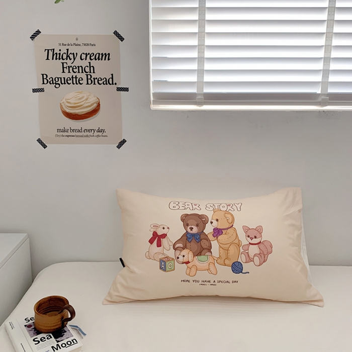 91家纺网 家纺一手货源 找家纺 柚可家居 2024新款小熊定版数码印花全棉单枕套 黄色小熊定版枕套