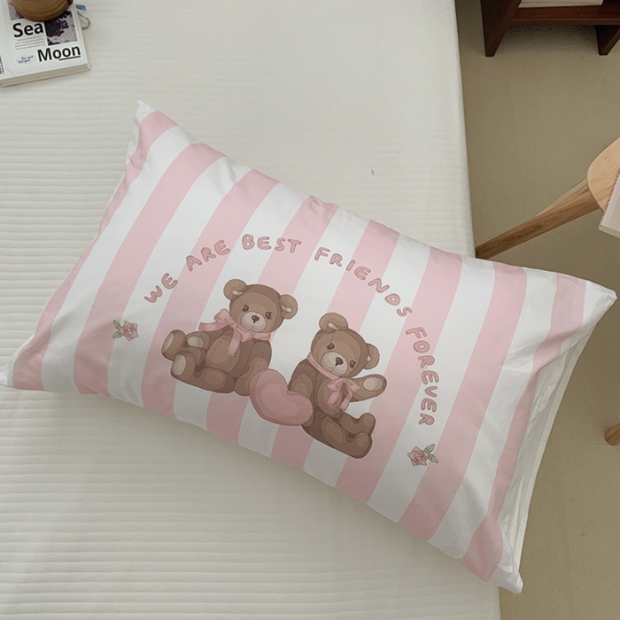 91家纺网 家纺一手货源 找家纺 柚可家居 2024新款小熊定版数码印花全棉单枕套 粉色小熊定版枕套