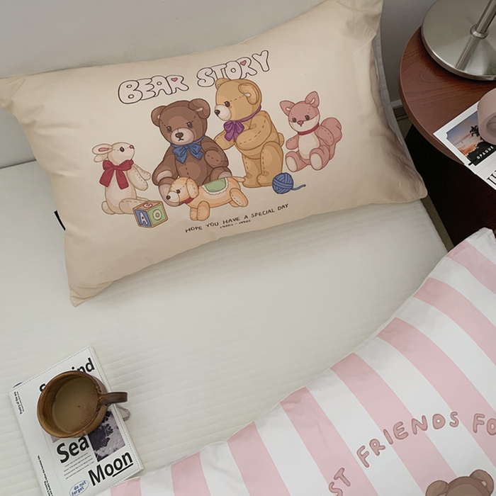 91家纺网 家纺一手货源 找家纺 柚可家居 2024新款小熊定版数码印花全棉单枕套 黄色小熊定版枕套